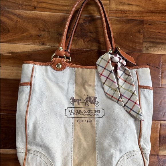 Coach Cream and Tan Leather Tote - Picture 2 of 15